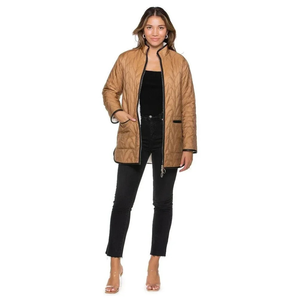 GREYLIN Midtown Reversible Sherpa Quilted Jacket in Beige Small Womens Coat